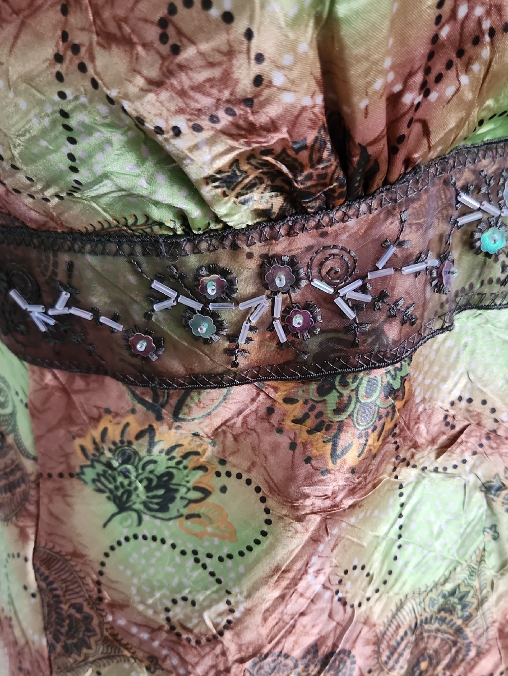 ANXIETY Y2k Beaded Waist Floral Satin Cami Tank Top - Green & Brown - Picture 5 of 10